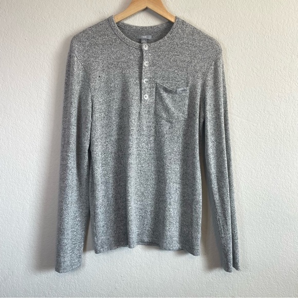 FIGS Gray Long Sleeve Super Soft Knit Pullover Lightweight Sweater Size Small - Picture 1 of 12